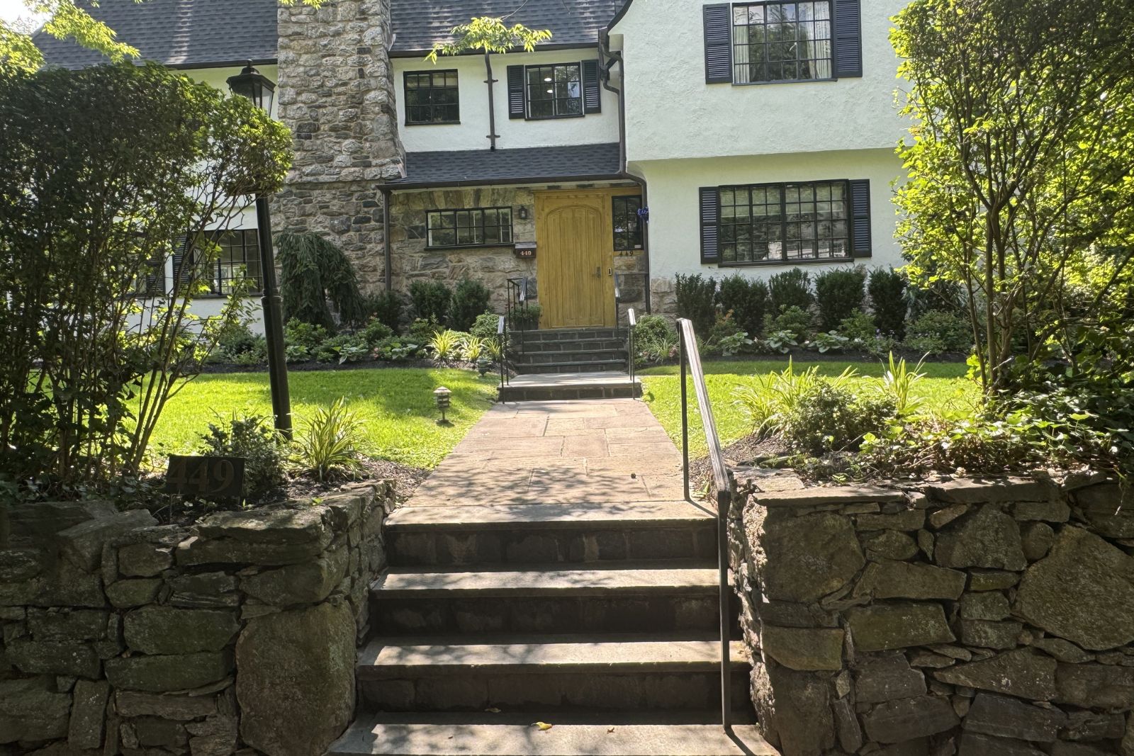 Foundation Planting in Pelham Manor NY